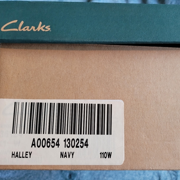 Clarks BNIB Canvas Sandals Size 11 US - Picture 5 of 5